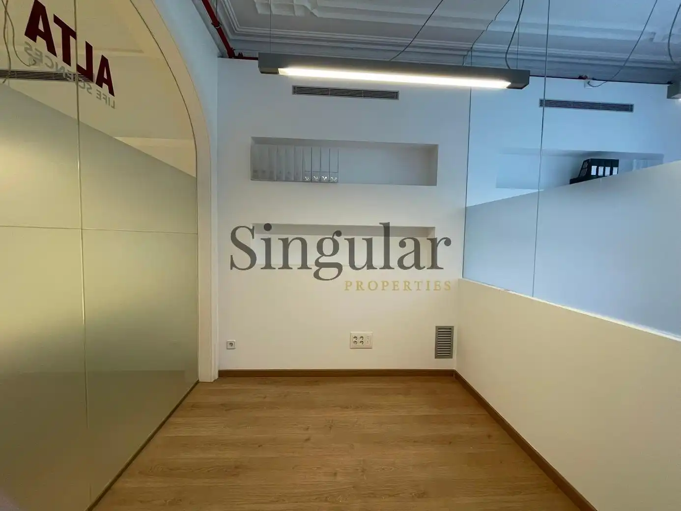 Office space with lift to rent in Passeig GRACIA, imagen 21