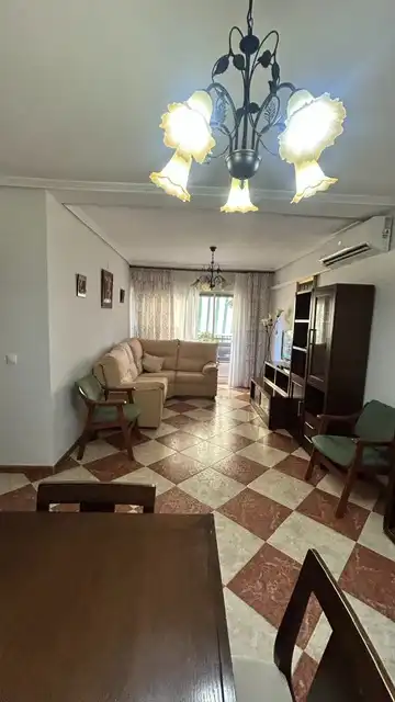 Sala d'estar de Pis de lloguer en Córdoba amb Aire condicionat, Calefacció i Terrassa