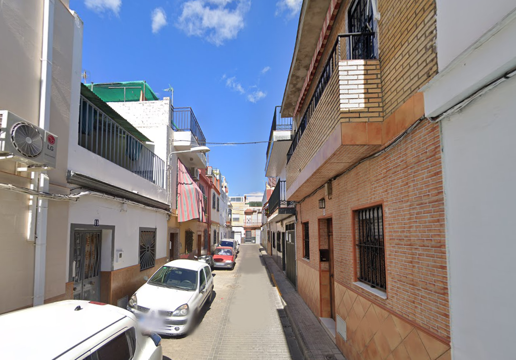 Vista exterior de Casa adosada en venda en  Sevilla Capital amb Terrassa i Traster