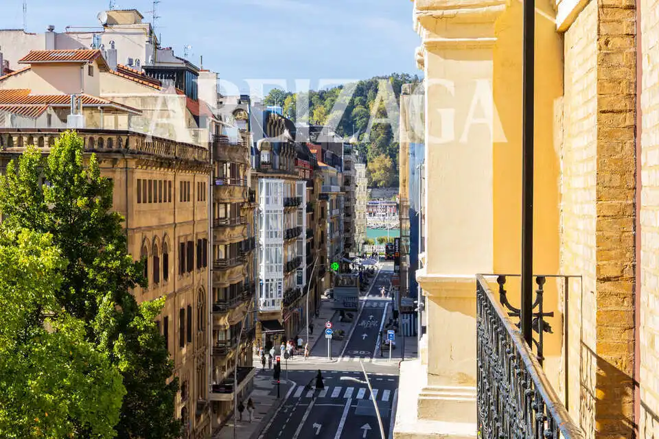 Außenansicht von Wohnung zum Verkauf in Centro 
