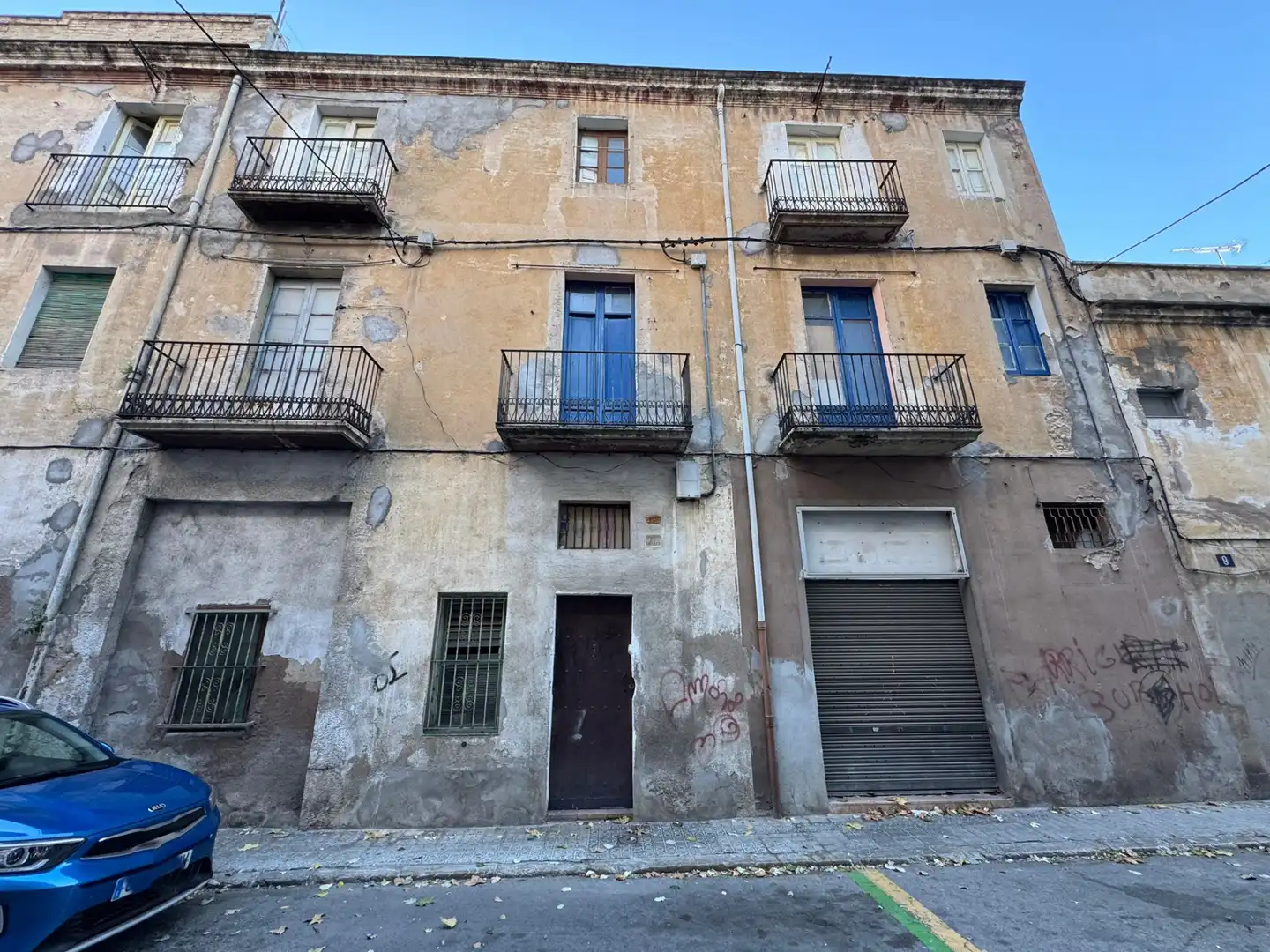Mixt residencial en venda a Carrer Olot, imagen 3