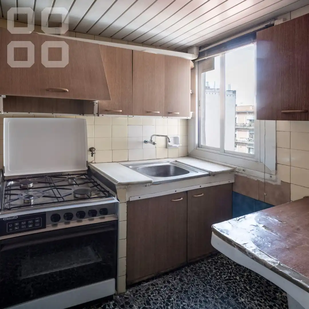 Cuina de Pis en venda en Barcelona amb Aire condicionat i Balcó