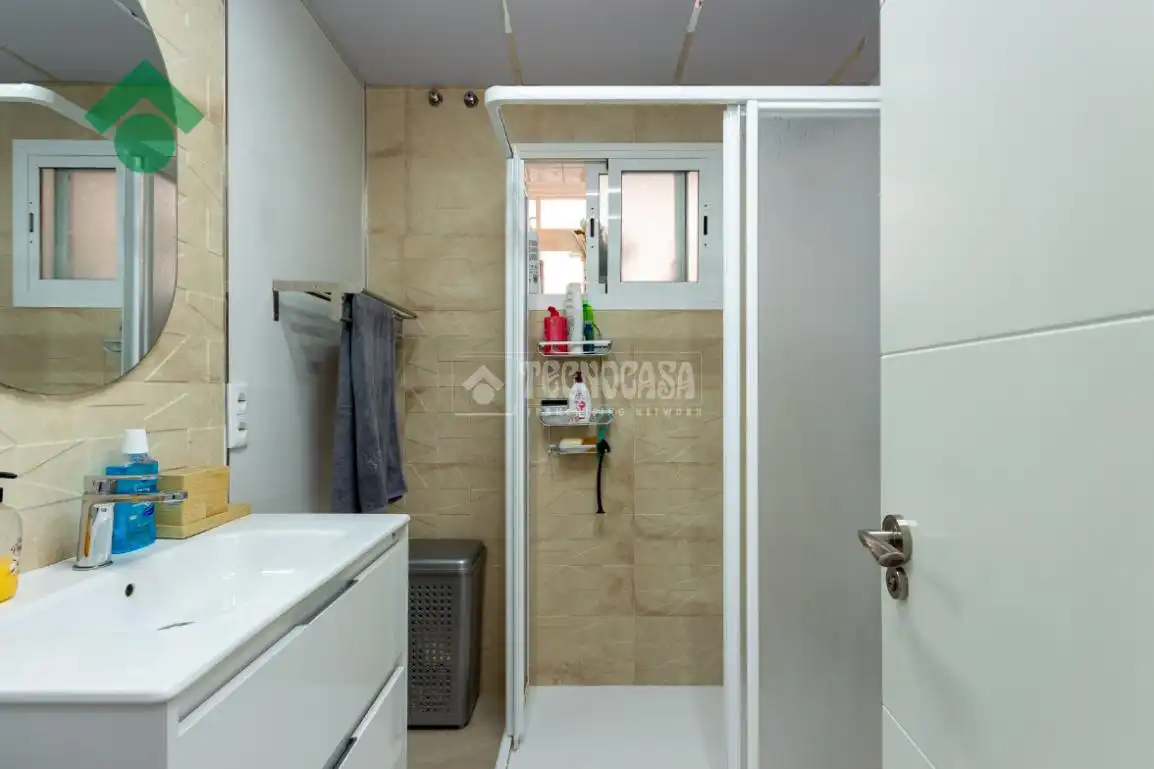 Bathroom of Flat for sale in Vélez-Málaga  with Terrace