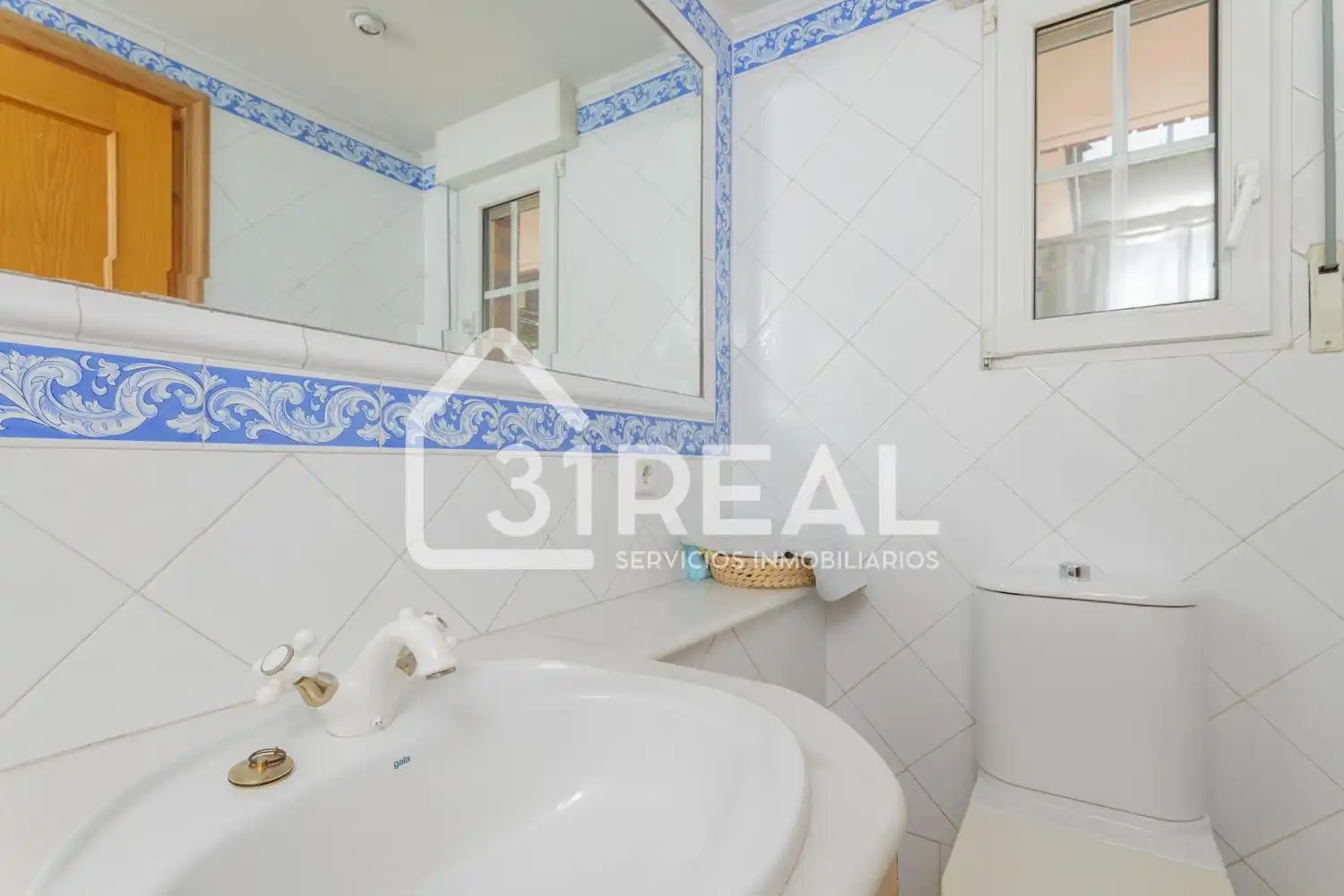 Baño de Casa o chalet en venta en Madrid con Aire acondicionado, Calefacción y Jardín privado