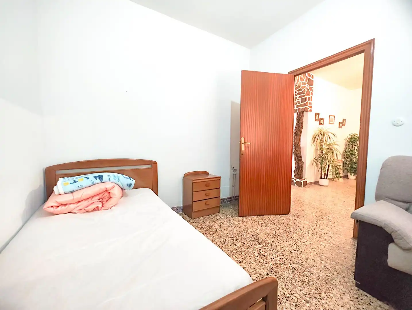 Dormitori de Casa o xalet en venda en Puertollano amb Calefacció, Traster i Moblat