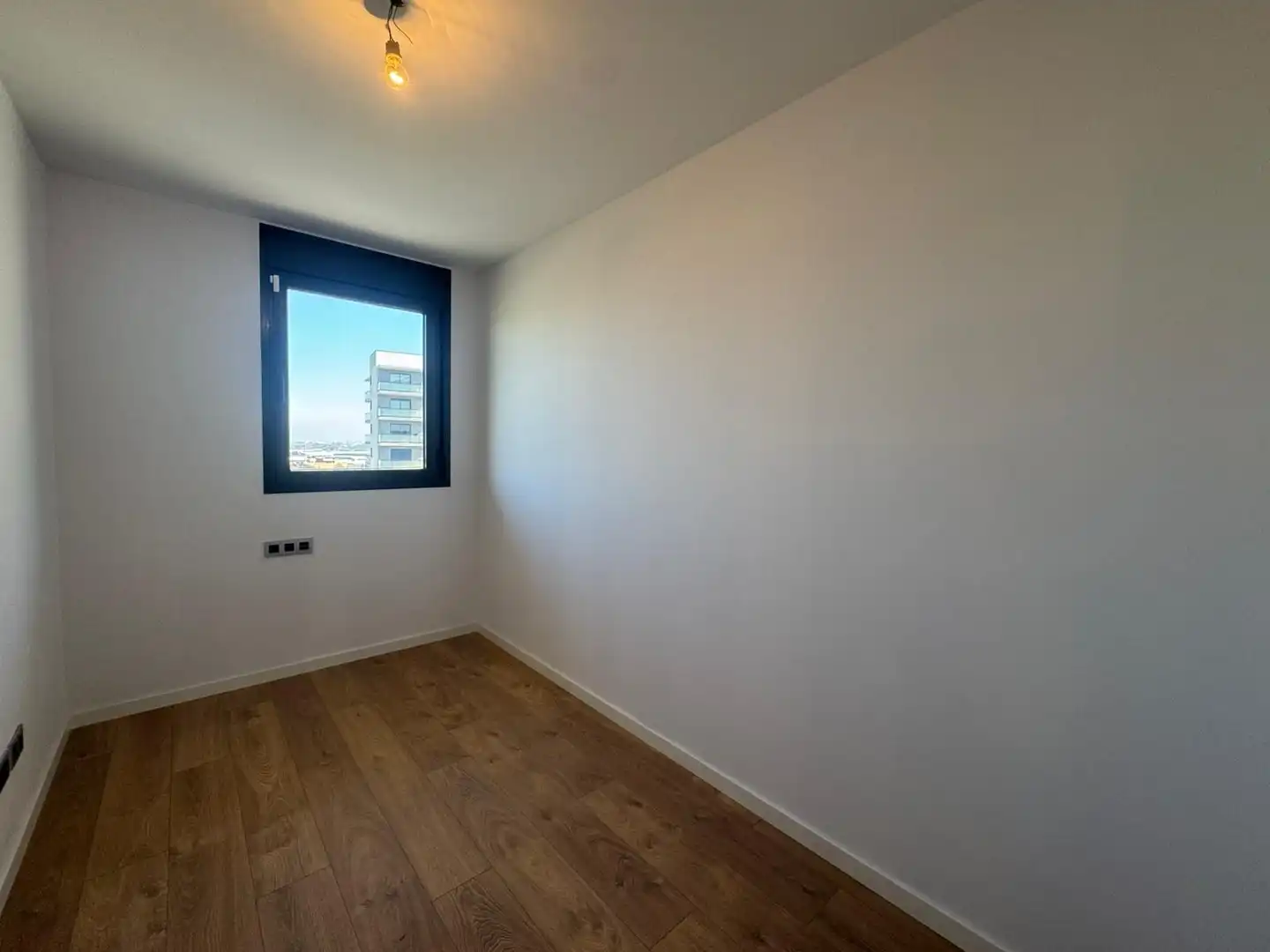 Habitación de Piso en venta en Viladecans con Aire acondicionado, Calefacción y Terraza