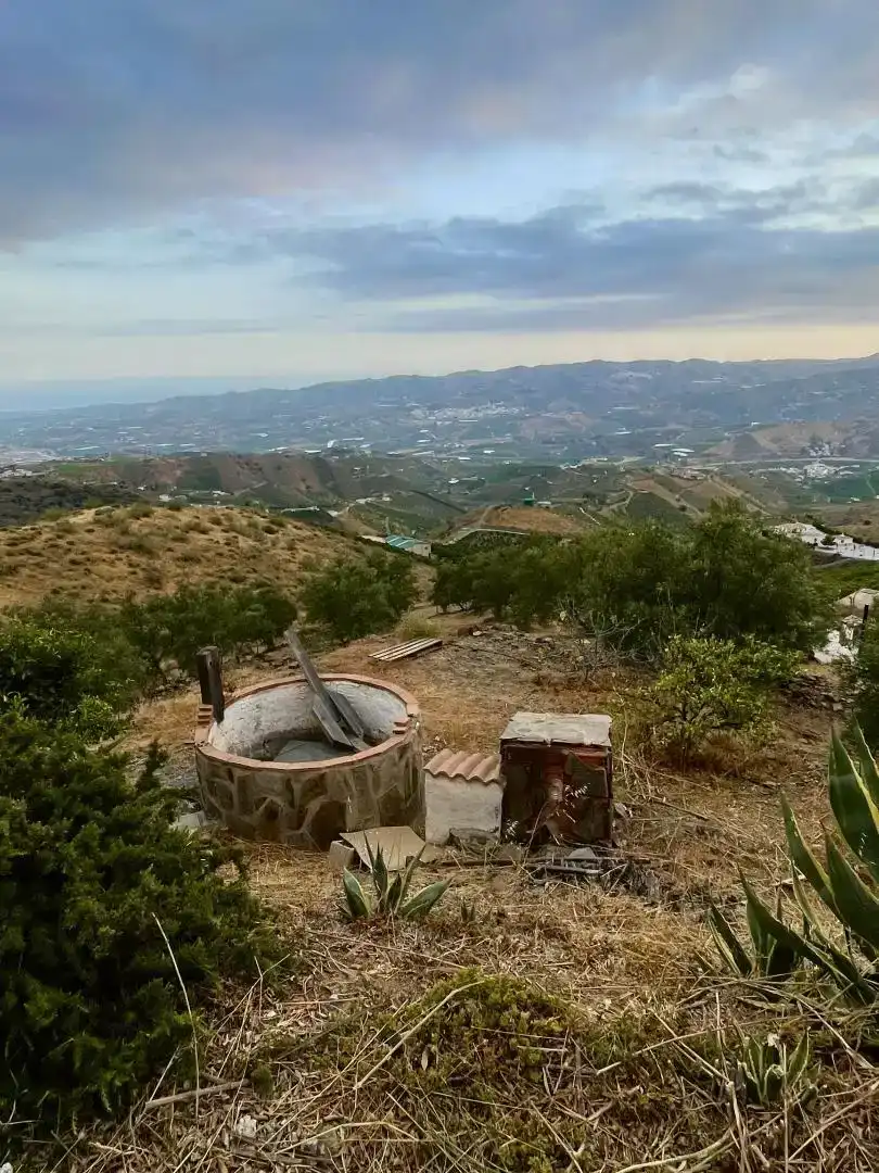 Vista exterior de Finca rústica en venda en Vélez-Málaga amb Jardí privat, Parquet i Piscina