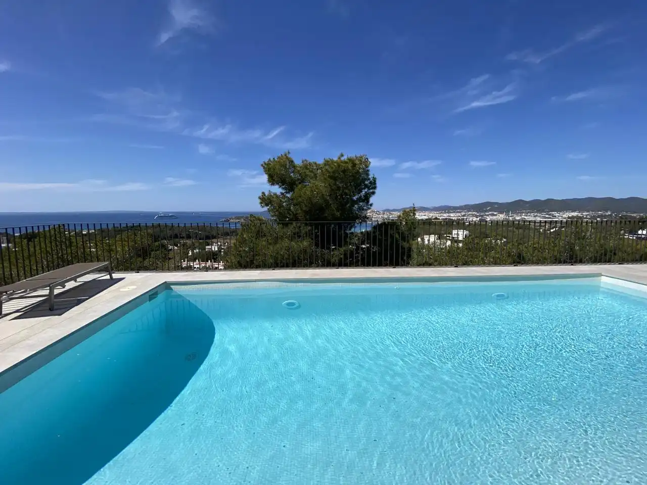 Piscina de Casa o chalet de alquiler en Santa Eulària des Riu con Aire acondicionado, Terraza y Piscina