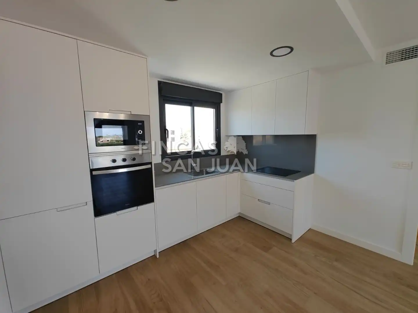 Cocina de Piso de alquiler en Sant Joan d'Alacant con Terraza, Trastero y Piscina comunitaria