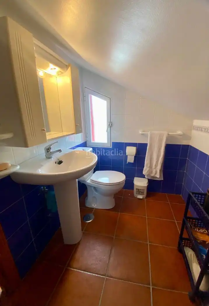 House with pool for sale in Calle Ronda de Manchester 290, imagen 19