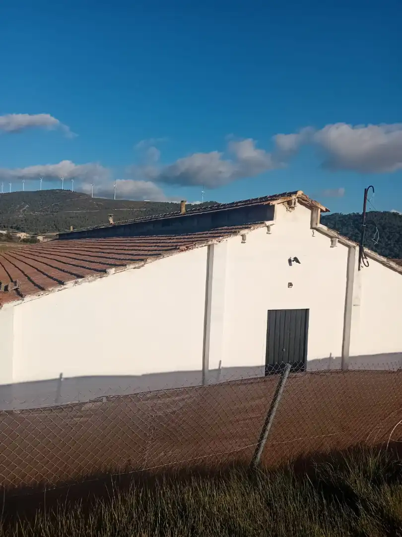 Vista exterior de Nave industrial en venta en Cabra del Camp