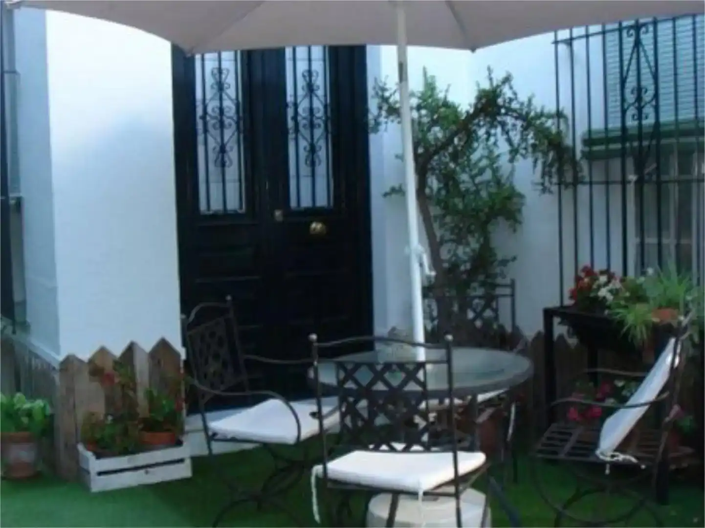 Garten von Maisonette zur Miete in Sevilla mit Klimaanlage, Parkett und Abstellraum