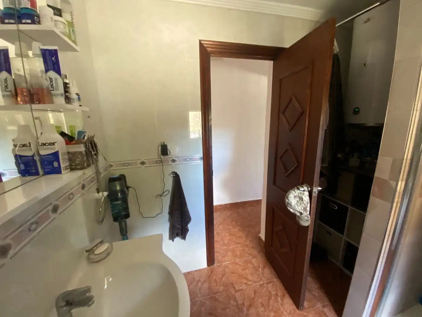 Baño de Finca rústica en venta en Sax con Aire acondicionado, Calefacción y Jardín privado