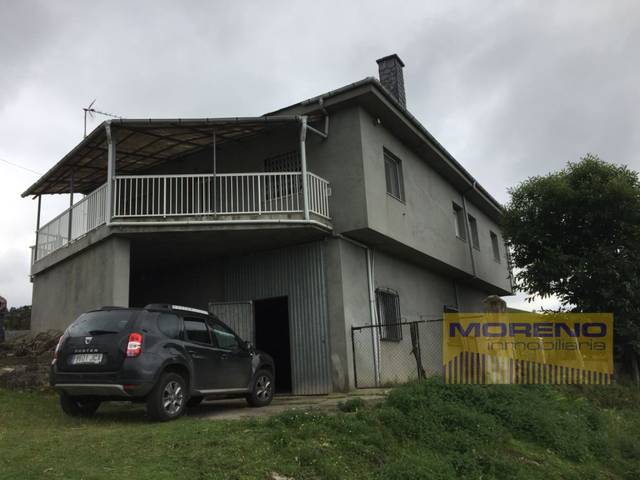 Casa-chalet en Venta en Navia de Suarna