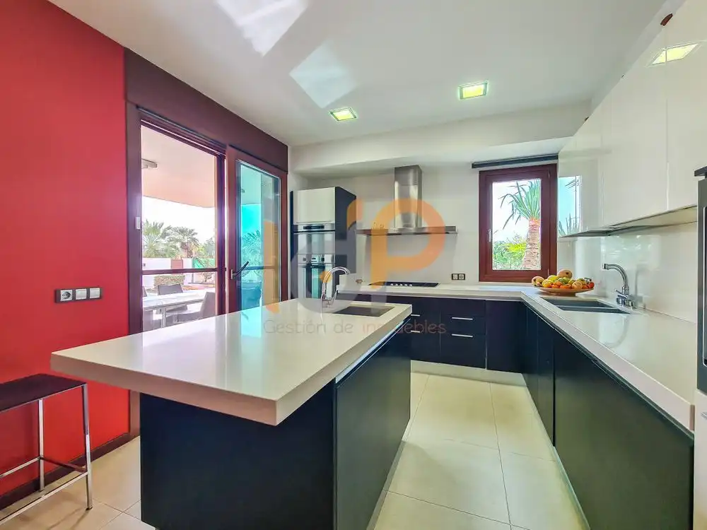 Cocina de Casa o chalet en venta en Huércal-Overa con Aire acondicionado, Calefacción y Jardín privado
