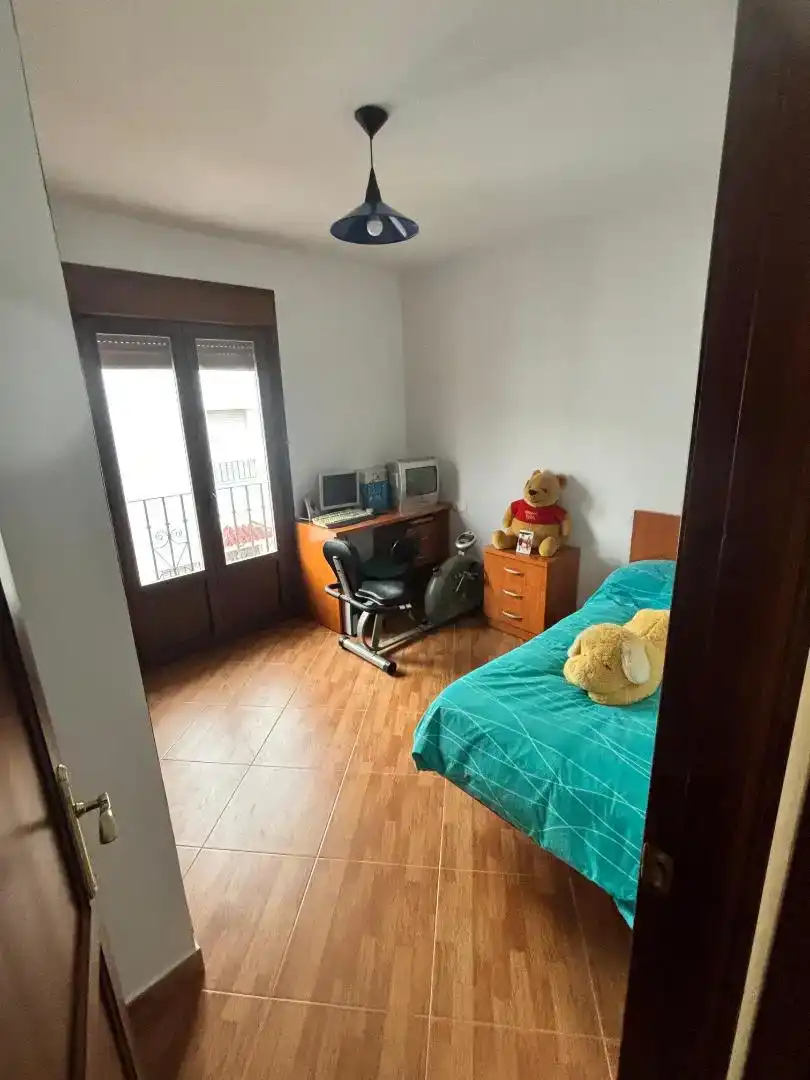 Habitación de Piso en venta en Yunquera con Trastero, Amueblado y Horno
