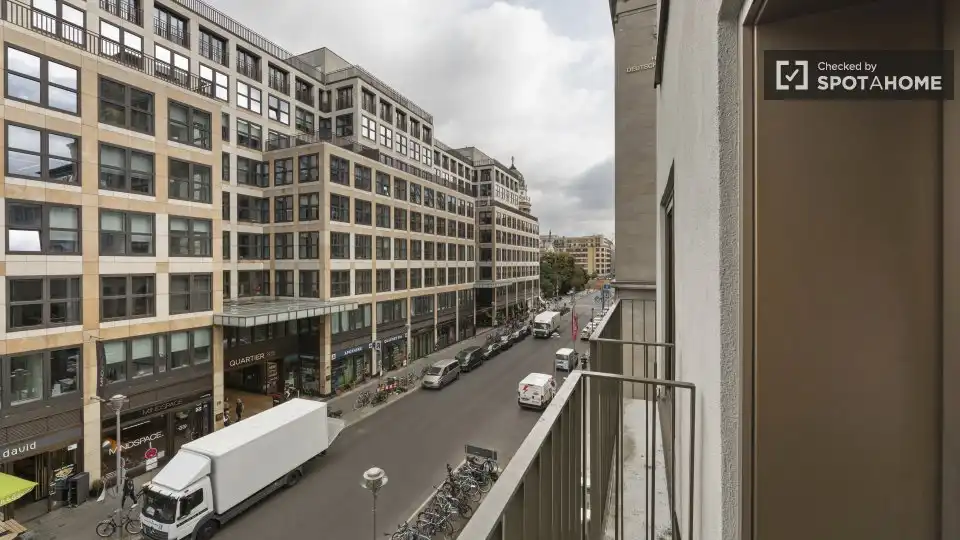 Exterior view of Flat for share in Colmenar de Oreja  with Air Conditioner, Terrace and Furnished
