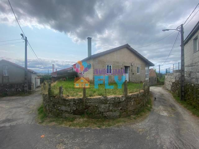 Casa-chalet en Venta en O Carballiño