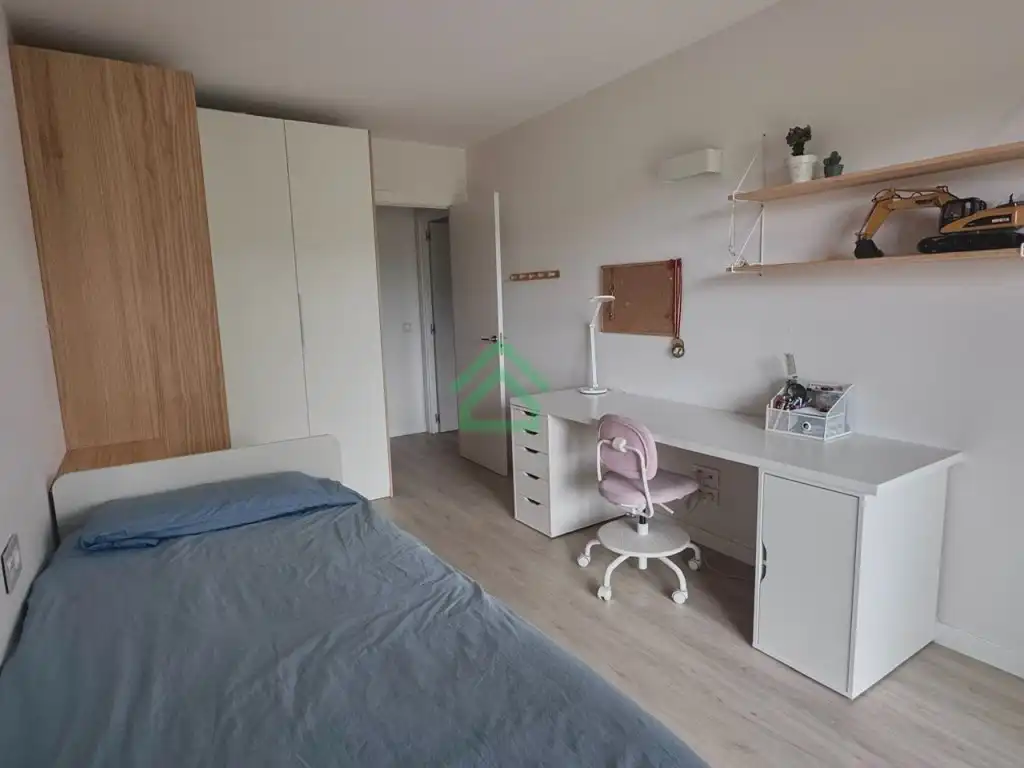 Habitación de Piso en venta en Montferrer i Castellbò