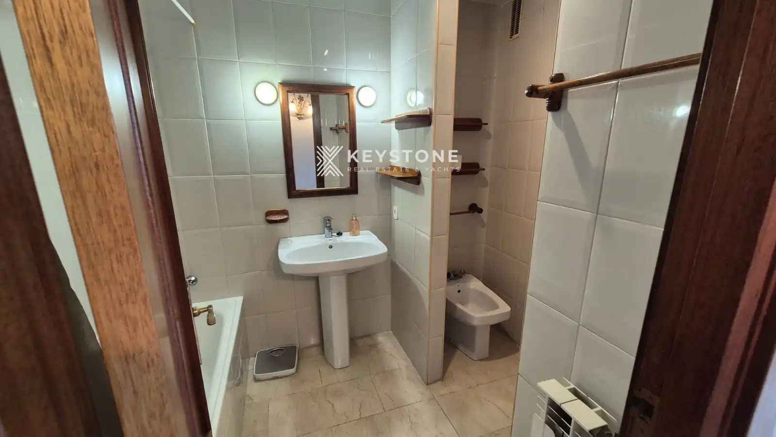 Bathroom of Attic for sale in  Palma de Mallorca  with Air Conditioner, Terrace and Storage room