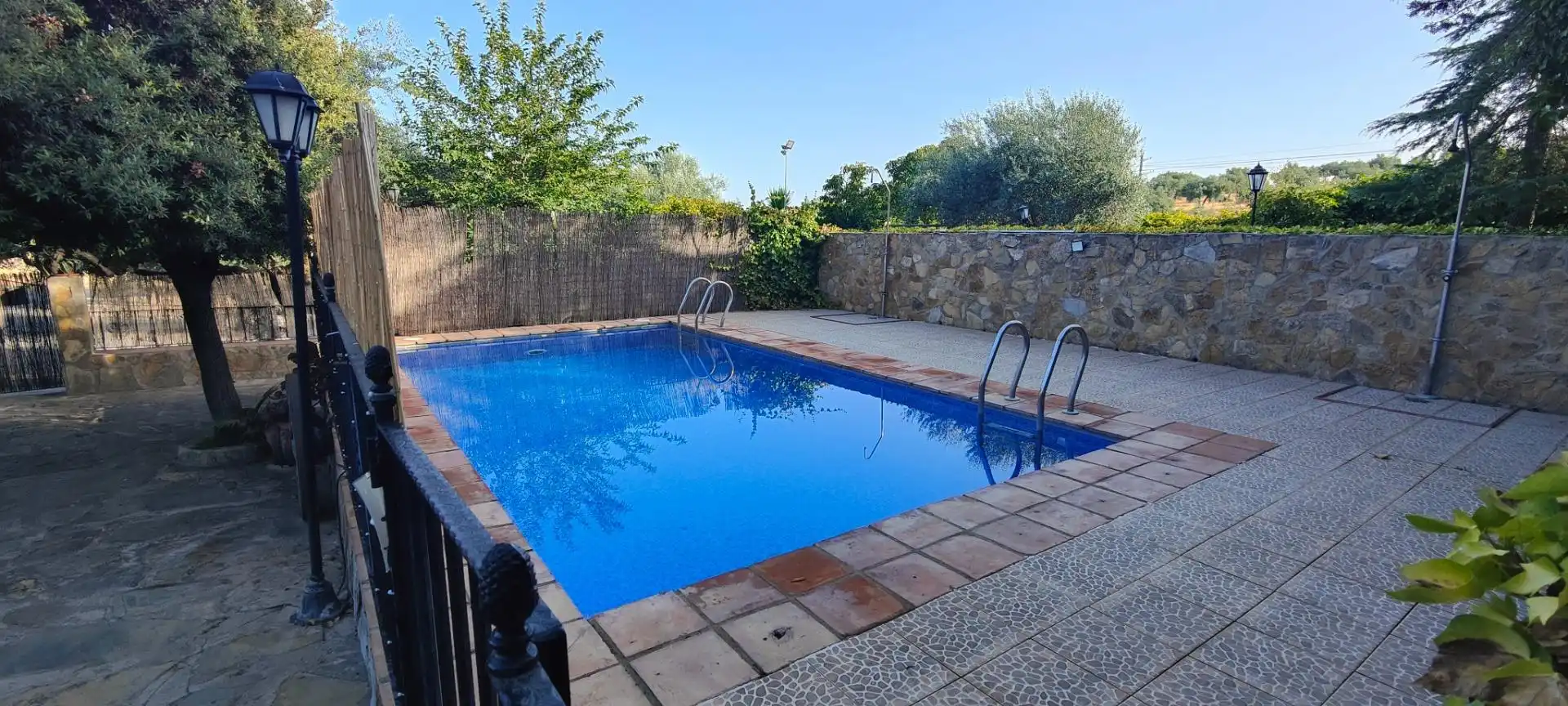 Piscina de Finca rústica en venda en La Lapa amb Aire condicionat, Jardí privat i Terrassa