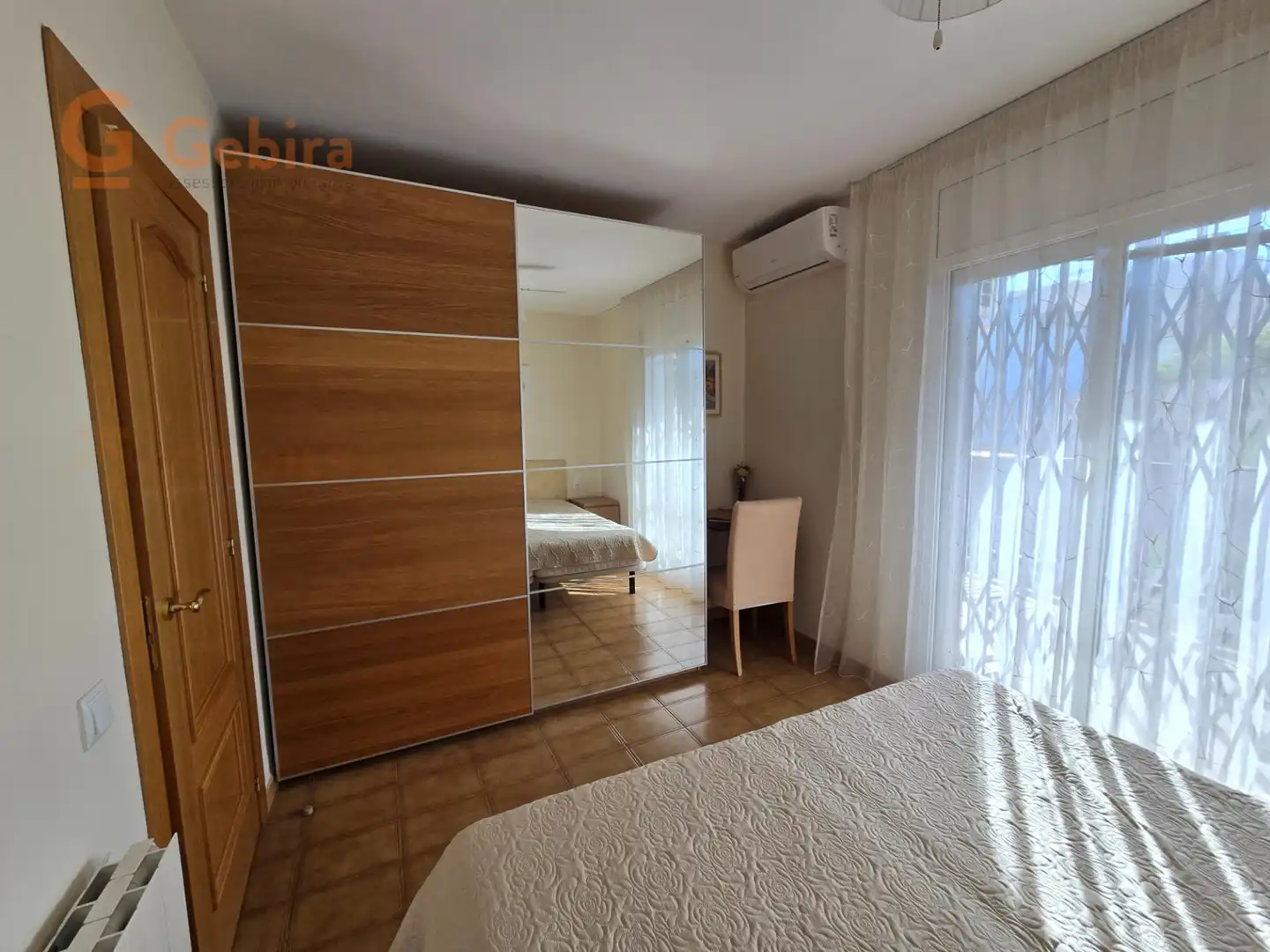 Habitación de Casa adosada en venta en Cunit con Aire acondicionado, Calefacción y Jardín privado