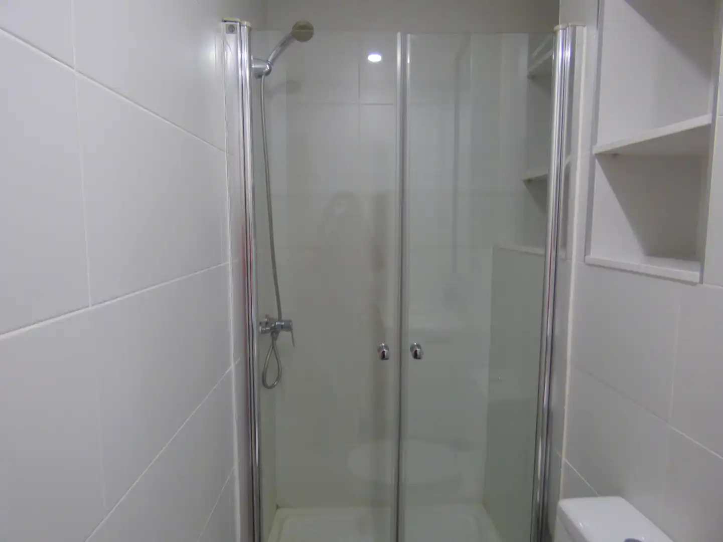 Baño de Piso de alquiler en Madrid con Aire acondicionado, Calefacción y Terraza