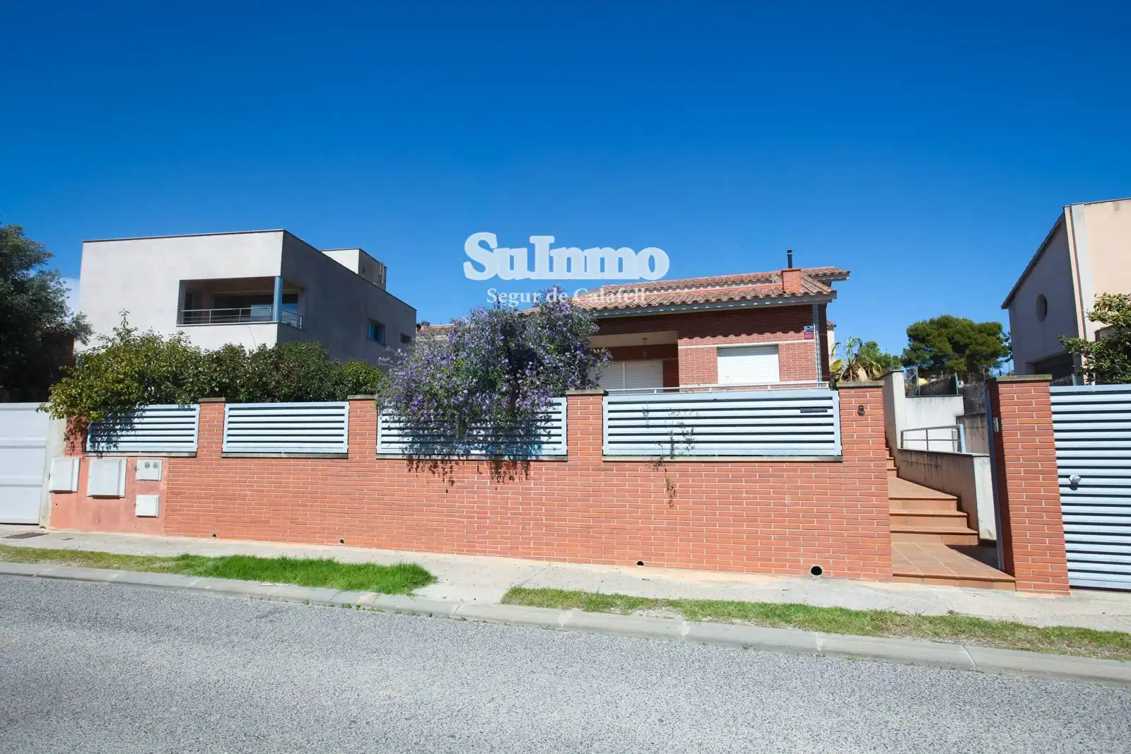 Außenansicht von Haus oder Chalet zum Verkauf in Calafell mit Heizung, Terrasse und Alarm
