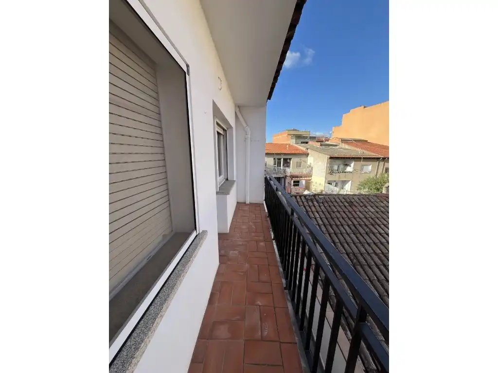 Edificio en venta en Col.legis Nous