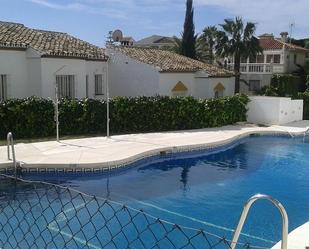 Piscina de Apartament en venda en Cenes de la Vega amb Aire condicionat, Calefacció i Terrassa
