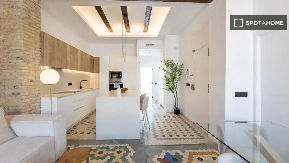 Cocina de Piso de alquiler en Valencia con Aire acondicionado, Calefacción y Amueblado