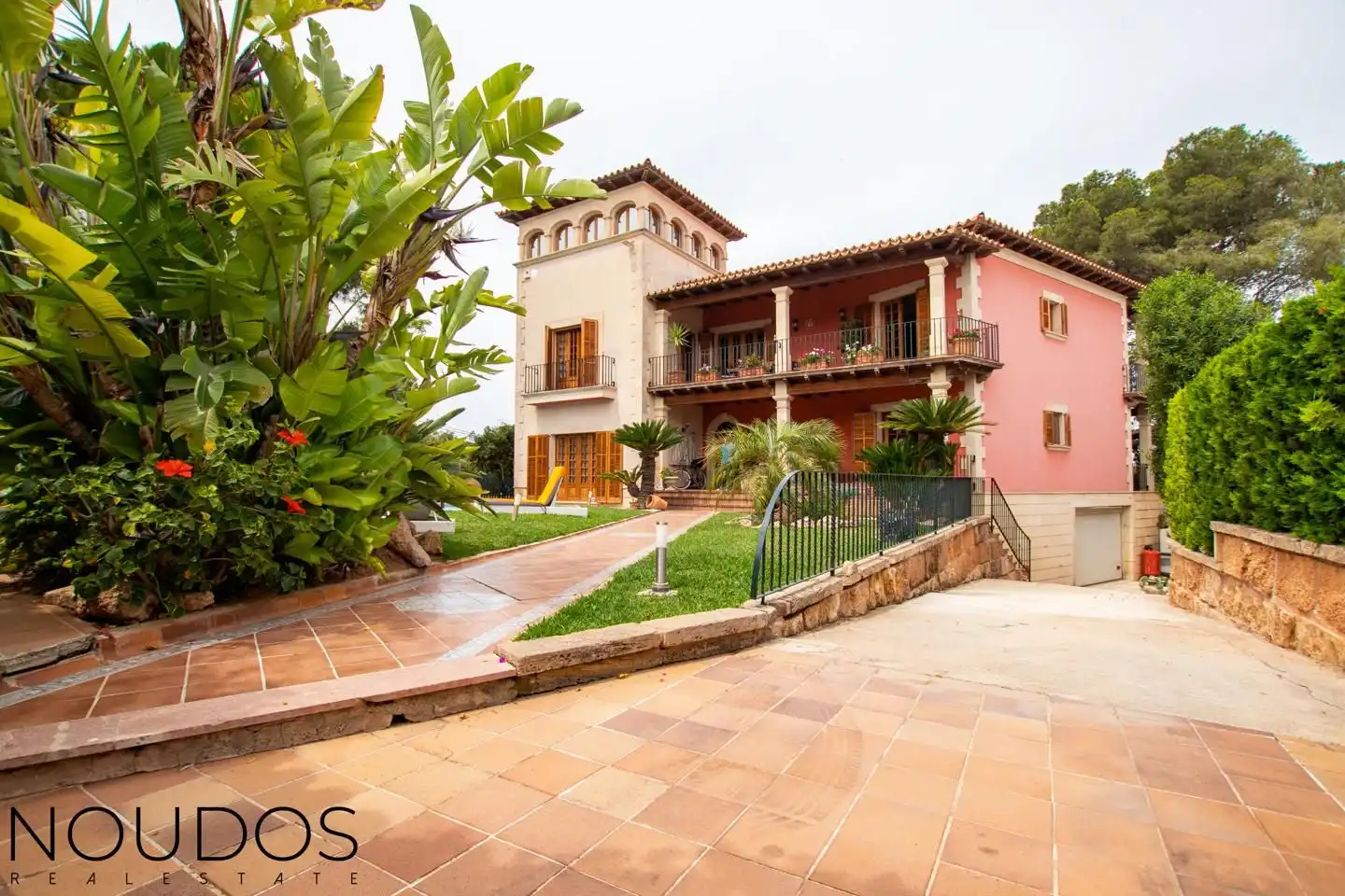 Houses for sale in Son Verí