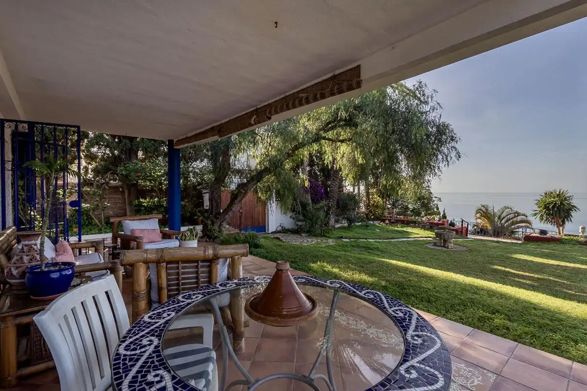 Jardín de Casa o chalet en venta en Almuñécar con Aire acondicionado, Calefacción y Jardín privado