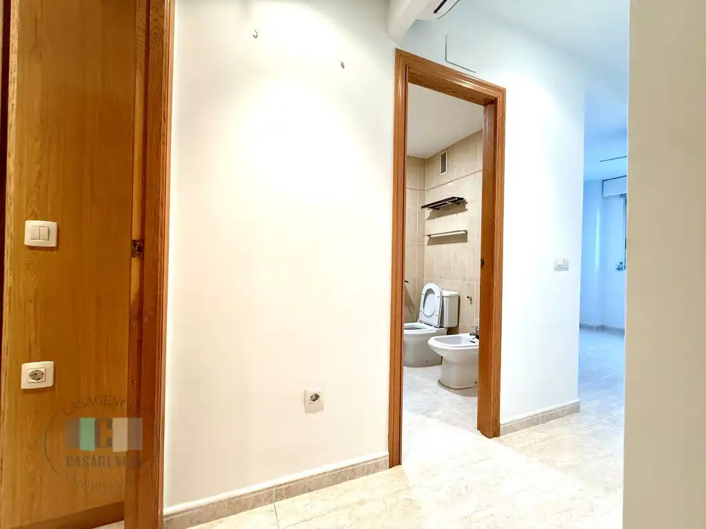 Flat with lift to rent in Calle Miguel Peris I Segarrra 60, imagen 14