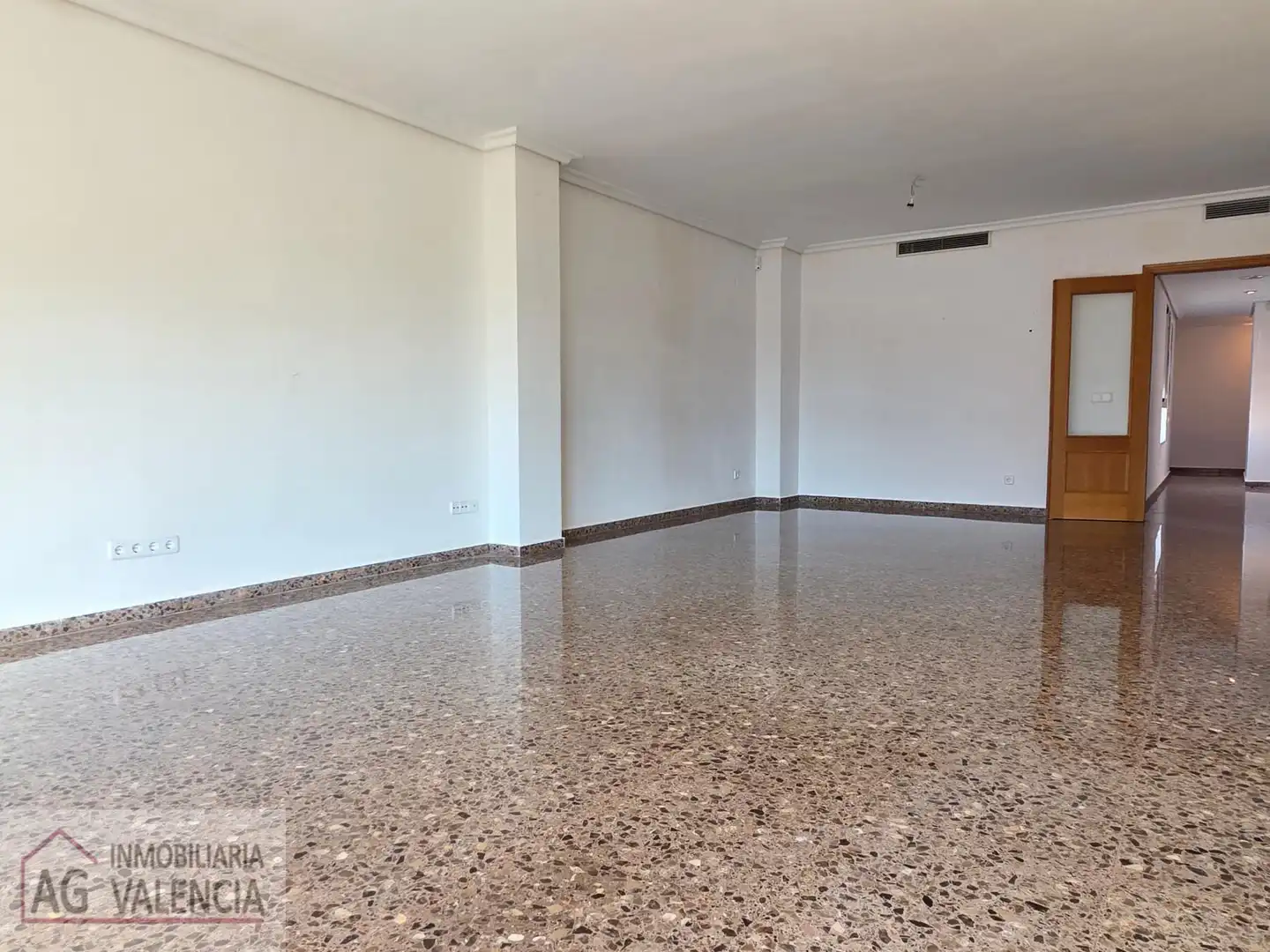 Flat for sale in Emperador, Valencia