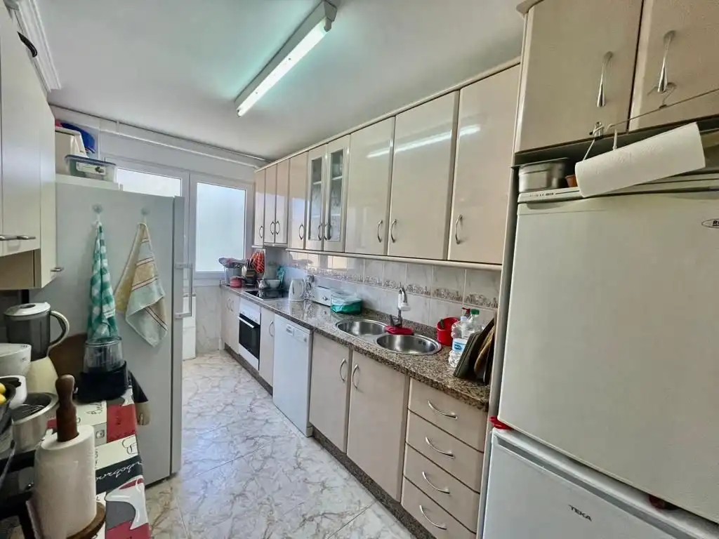 Kitchen of Flat for sale in Vélez-Málaga  with Community pool