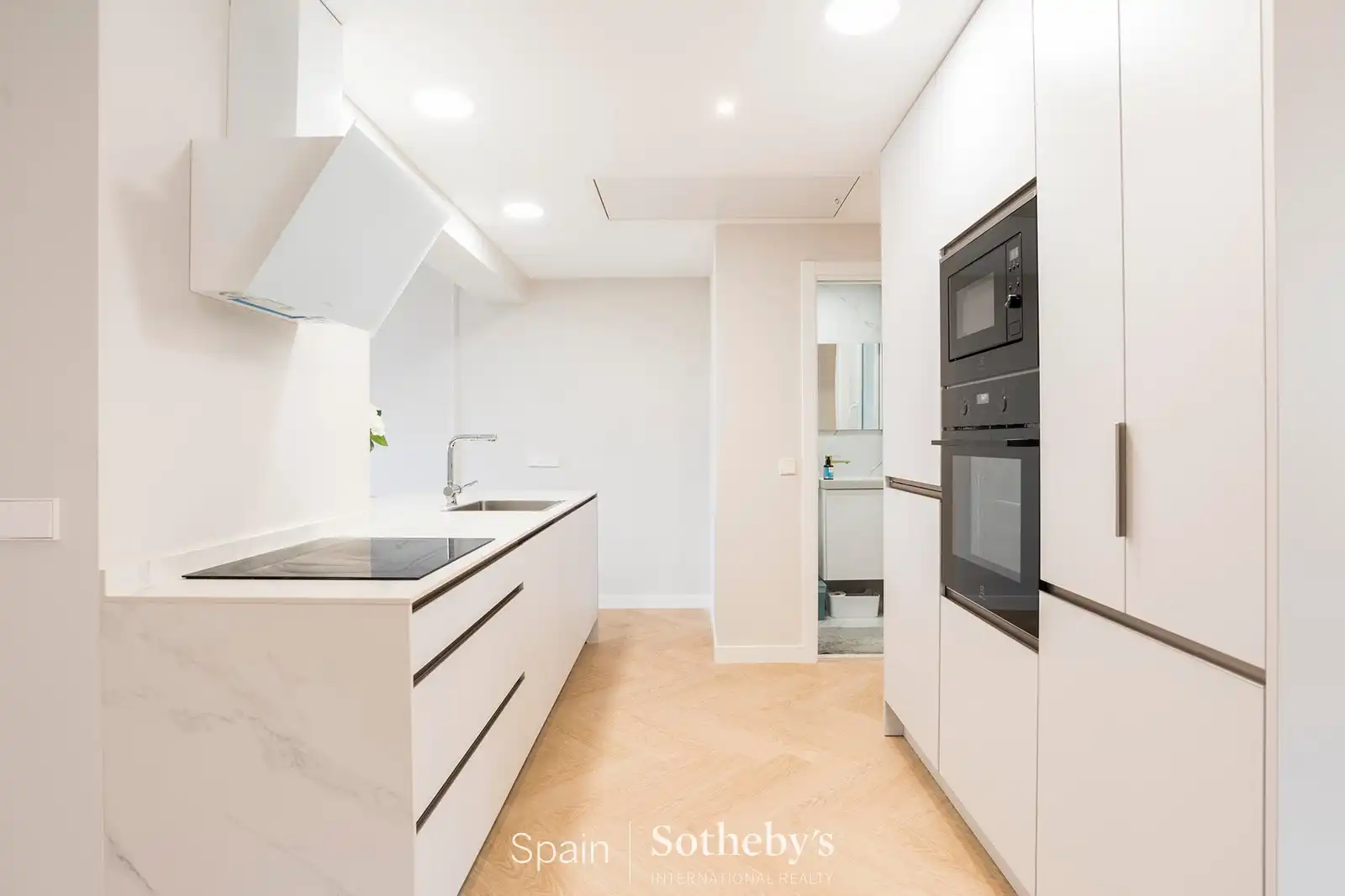 Cuina de Apartament en venda en Madrid amb Aire condicionat, Calefacció i Traster