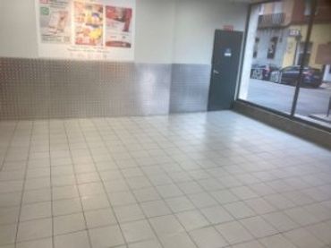Local comercial en alquiler en Calle de Juan de Vera
