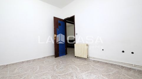 Foto 2 de Planta baja en venta en El Turó de la Peira, Barcelona Capital