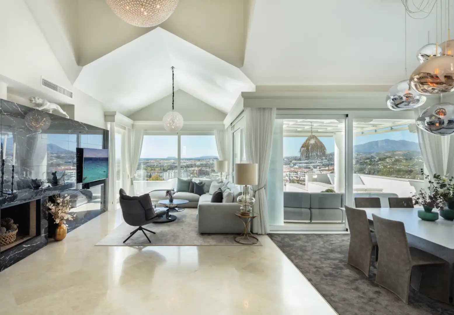 Chalet con terraza en venta en Nueva Andalucía, imagen 6