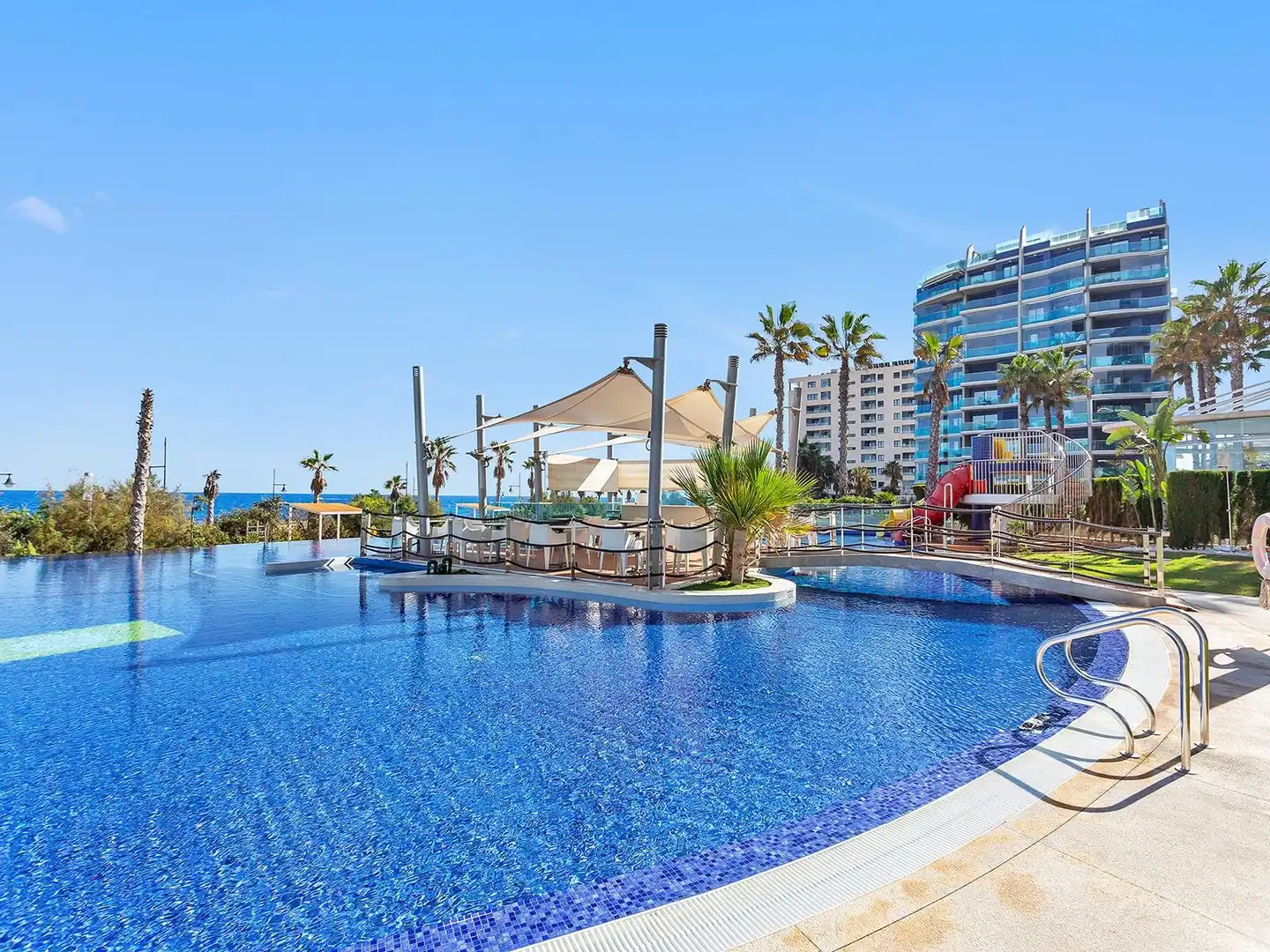 Apartment with terrace for sale in Calle DE LA MAR LLANA