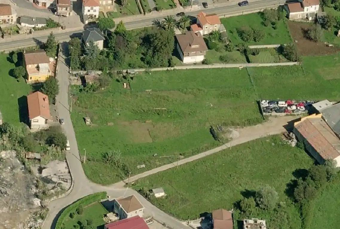 Terreno residenziale in vendita a Revilla