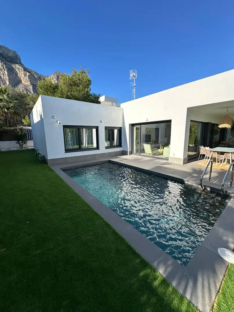 Villa mit Pool zum Verkauf in La Alberca
