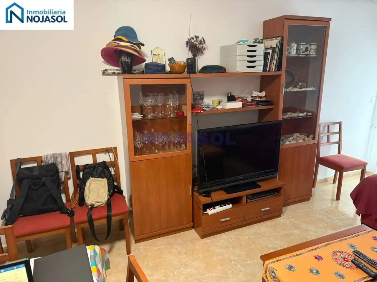 Sala de estar de Apartamento de alquiler en Noja con Calefacción, Terraza y Amueblado