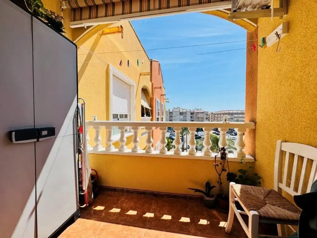 Terrassa de Apartament en venda en Guardamar del Segura amb Aire condicionat, Moblat i Balcó