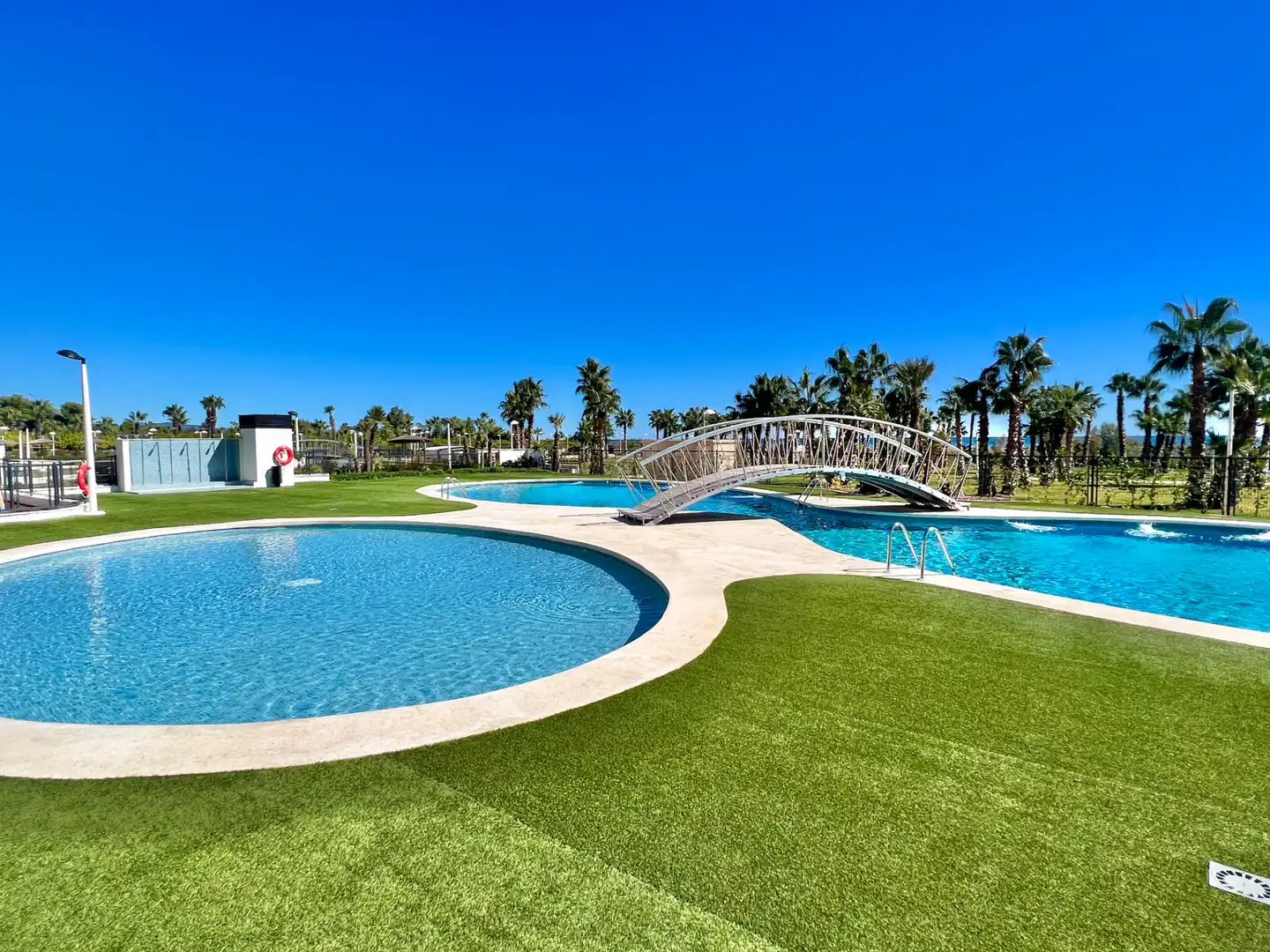 Swimming pool of Apartments for sale in Torre la Sal