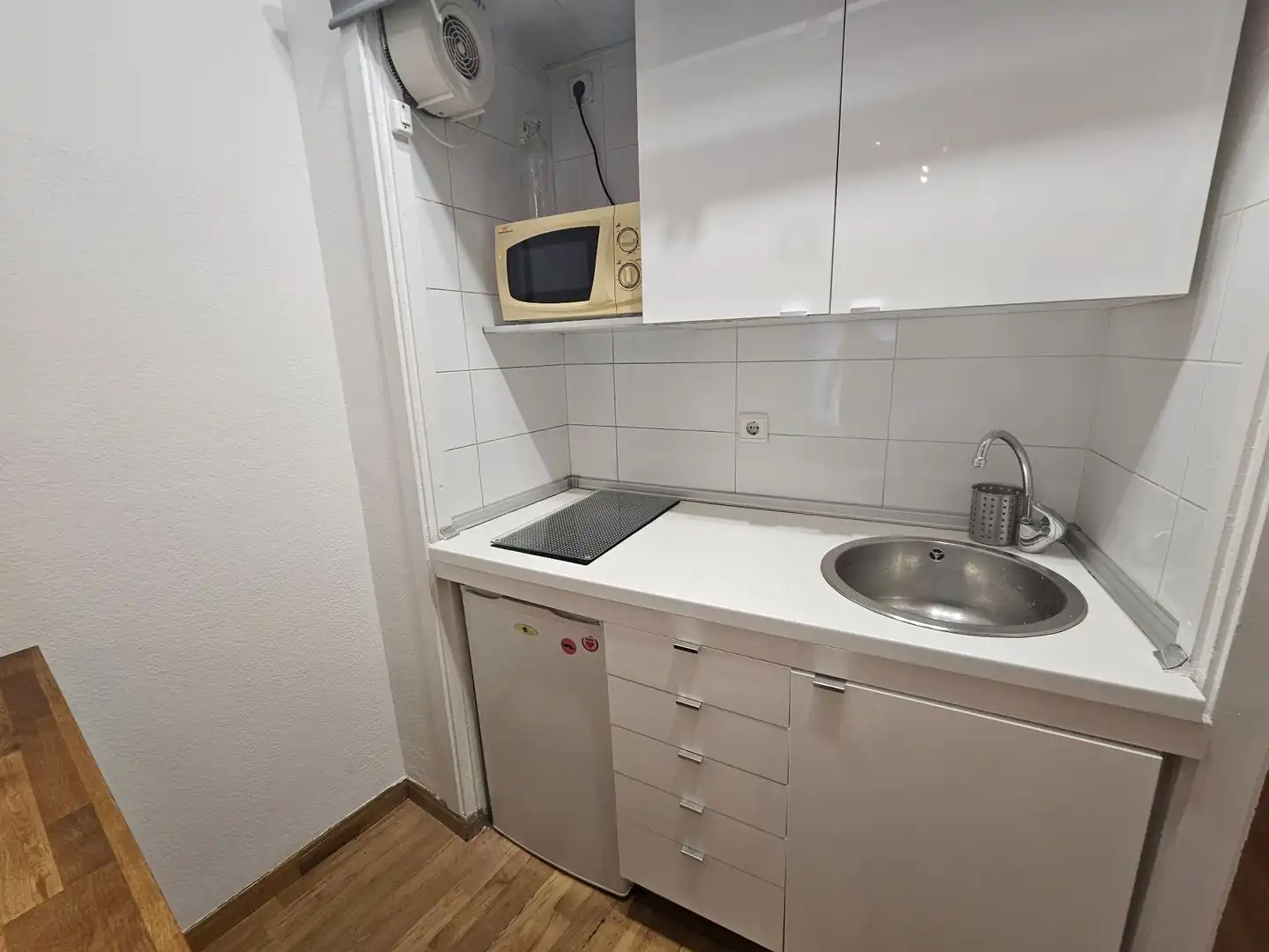 Küche von Wohnung zur Miete in Madrid mit Klimaanlage, Heizung und Terrasse