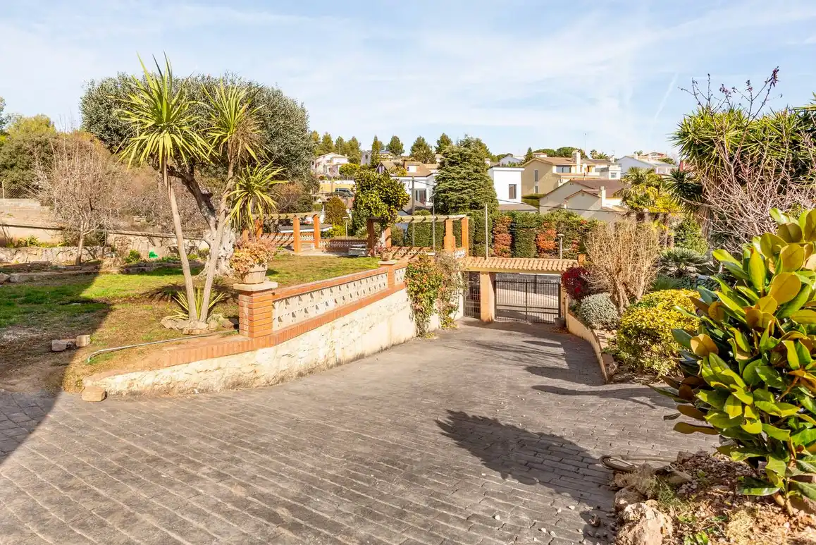 Exterior view of Houses for rent in Gavà  with Air Conditioner, Heating and Private garden
