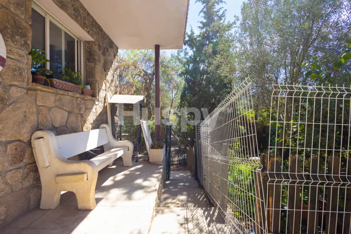 Houses for sale in Calle de la Codorniz, La Navata