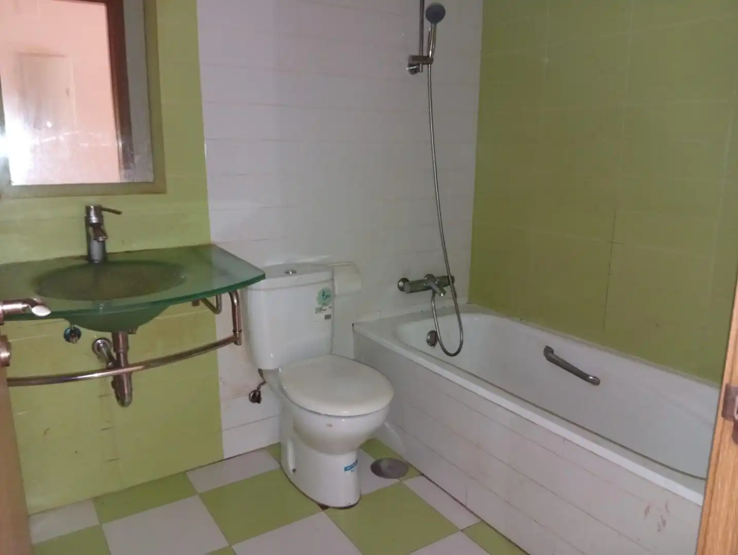 Badezimmer von Wohnung zum Verkauf in Castroverde